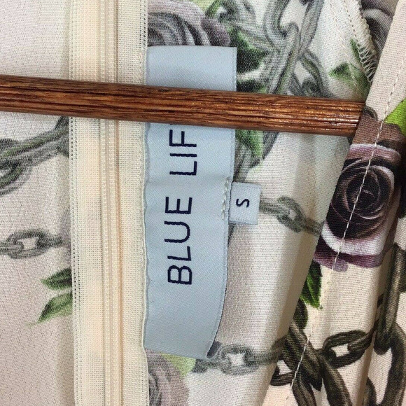 NEW Blue Life Russ Romper Chain Bloom Floral Small Revolve - Picture 6 of 9